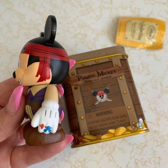 DISNEY VINYLMATION PIRATE JACK SPARROW MICKEY MOUSE FIGURE TIN TREASURE JAPAN - Picture 6 of 6